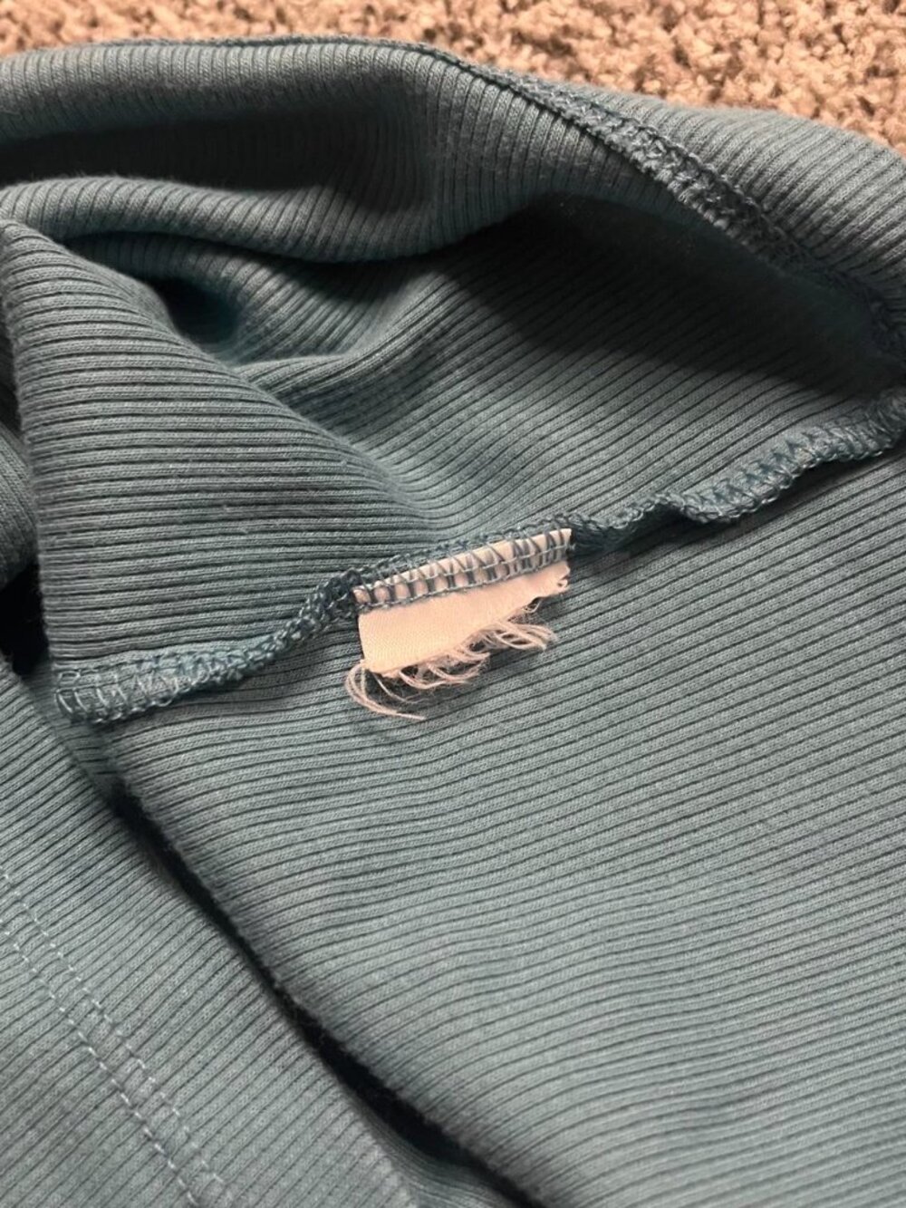 Teal Old Navy tank top - Picture 5 of 5